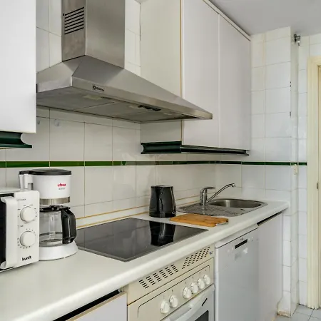 Bright Terrace Puerto Banus By Rent Me * 马尔韦利亚