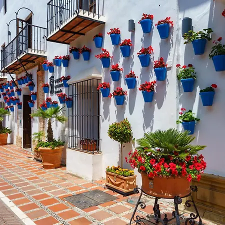 Bright Terrace Puerto Banus By Rent Me